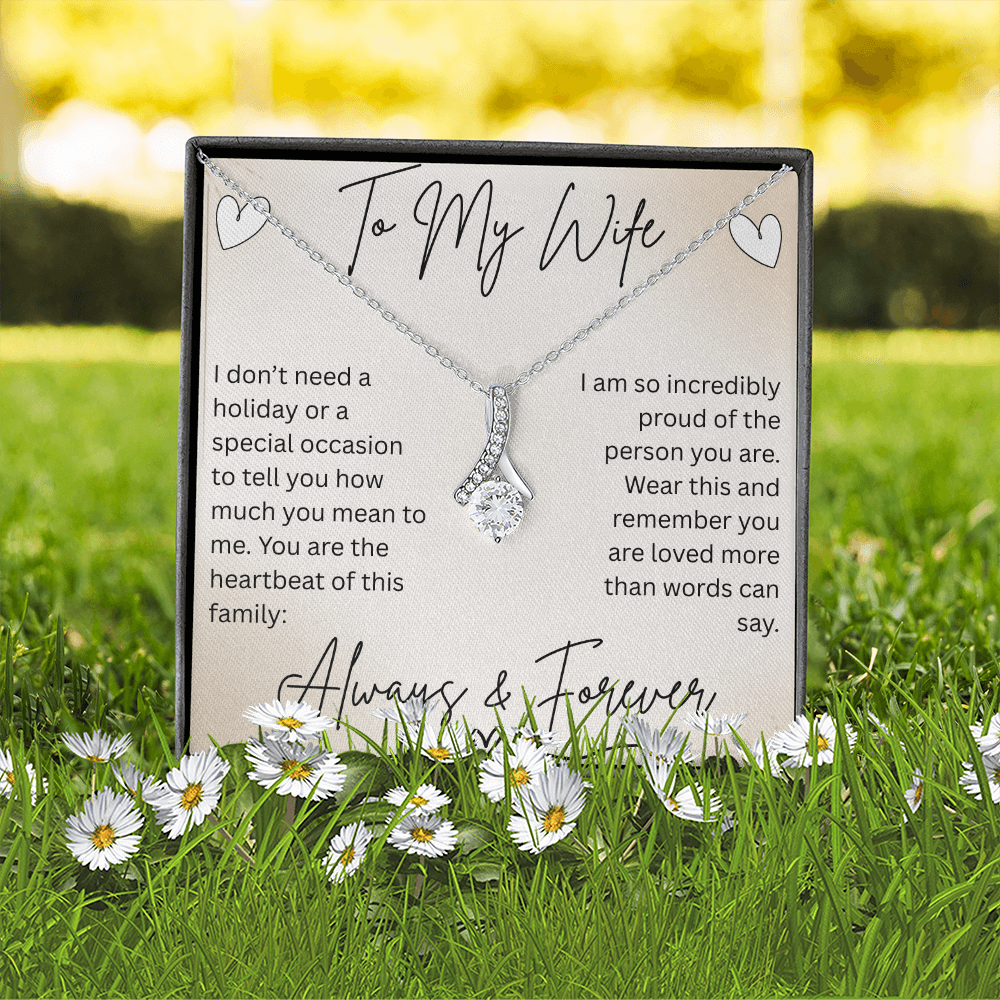 Alluring Beauty Necklace - Wife