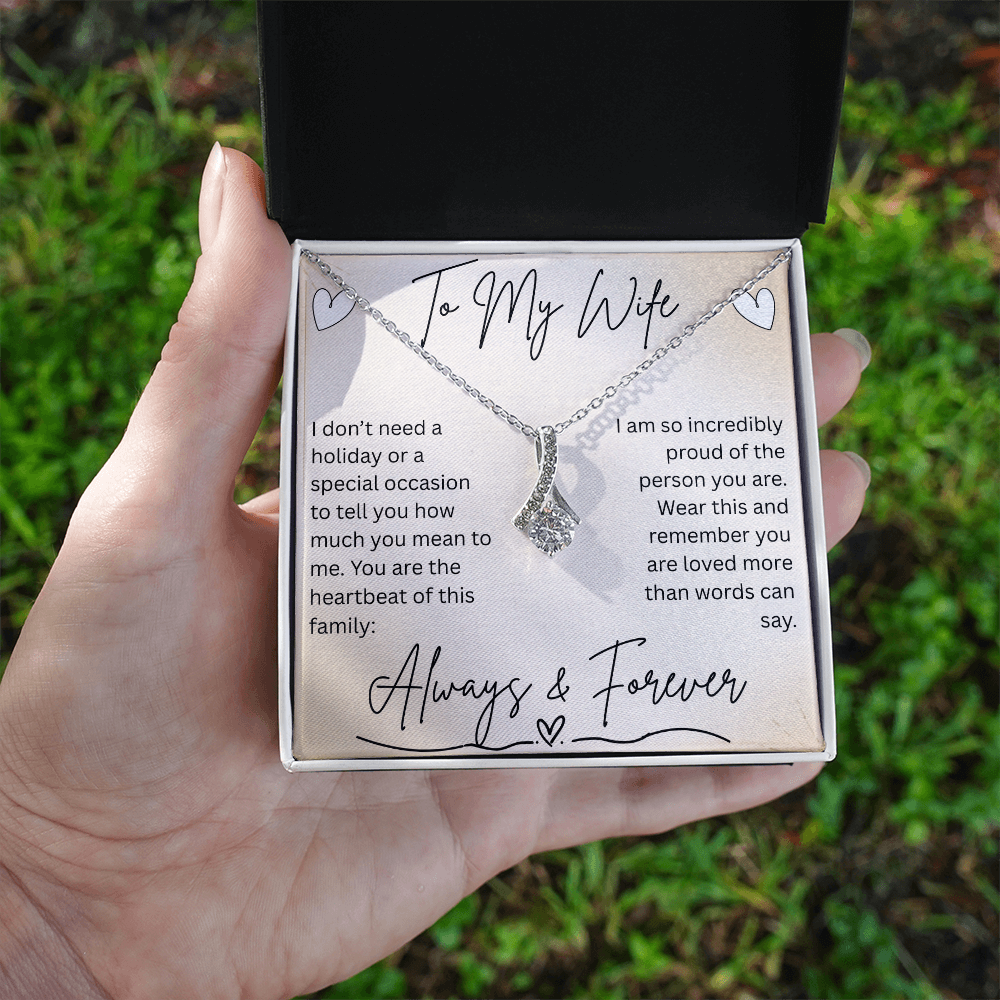 Alluring Beauty Necklace - Wife