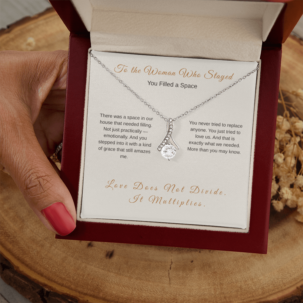To the Woman Who Stayed Necklace – Stepmom Gift - Golden Willow Emporium